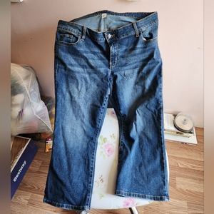 Old navy ankle jeans size 18